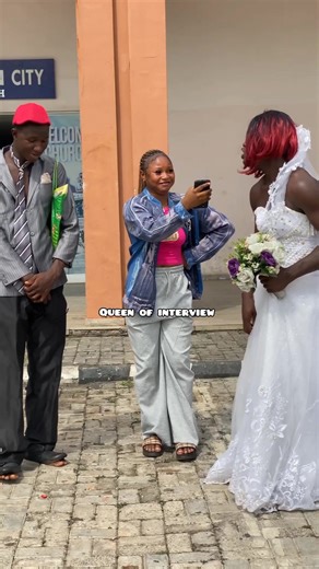 Smart Interview Challenge: Would You Kiss For $100?