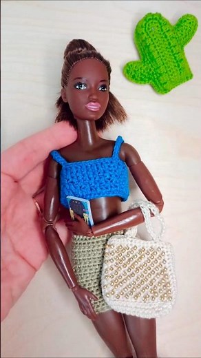Learn how to make this easy crochet skirt 👇 #barbie #crochetfordolls #dollfashion