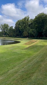 The ruins at Fountains Abbey are the largest monastic ruins in England. The abbey was founded in 1132 by 13 Benedictine monks from St Mary’s in York. They'd grown tired of the extravagant and rowdy way that the monks lived in York and so they escaped, seeking to live a devout and simple lifestyle elsewhere. This was how they came to Fountains. #fountainsabbey #northyorkshire #virals #beautifuldestinations #yorkshire #Abbeys | Beauty of the World