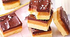 Chocolate Shortbread Bars DIY Recipe