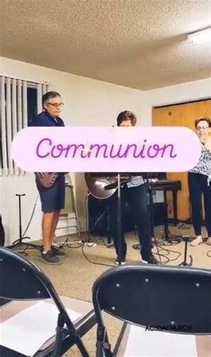 Last month, we had a warm, delicious, intimate Communion service. It was beautiful. 💝 💛Mark 14:22-25