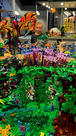 🧱 Mais de 10 milhões de peças, 2000 m² de espaço e 100 maquetes! Incluindo a MAIOR réplica LEGO® das Torres Gémeas do mundo! 📍 Cordoaria Nacional, Lisboa 📅 De 21 de junho a 5 de outubro. | Exposição Peças