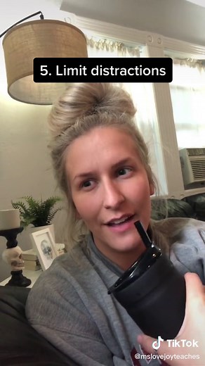 Do you struggle with getting your students to initiate undesired tasks? Here are 6 task initiation tips you can use in your classroom! Stick around for more behavior tips! #behaviorteacher #classroommanagement #iteach #teacheradvice