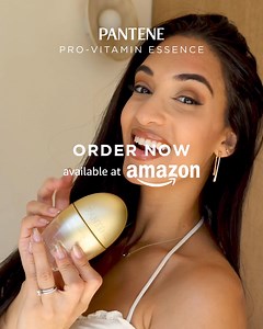 Instantly smooth! Our weightless mist rebuilds to 95% of hair strength* for results you'll feel on day 1. | Pantene North America