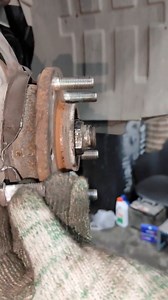 Replace Front wheel Bolt #auto #mechanic #usa | Auto Technician