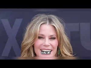 Julie Bowen 🔥 G Str!ng & Bikini Moments Leave Nothing to Imagination 😱💥