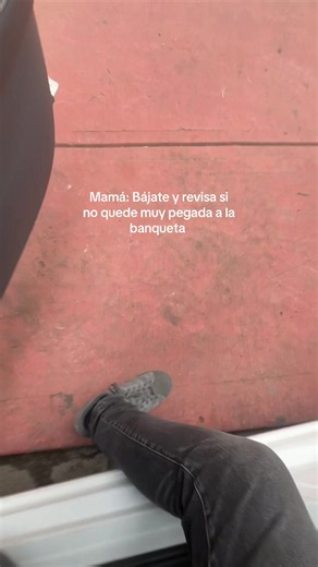 #fyp #parati #nitanto | quede muy despegado de la banqueta