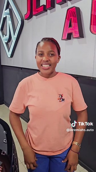 🔥2025 OMODA C5 1.5 Street Auto 🔥 🌟Demo Mileage 🌟Reverse Camera 🌟PDC 🌟Iso Fix 🌟Electric Windows 🌟Steering Controls 🌟Auto hold handbrake 🌟Touchscreen Display 🌟Android Auto /Apple Carplay 🌟Usb 🌟Bluetooth 🌟Auto Fold Side Mirrors 🌟Central Locking 🌟Xenon Headlights R359 990 - Cash or /-R6300pm on finance 🌟Terms & Conditions Apply Visit us at 330 Hoosen Haffejee street , Pietermaritzburg