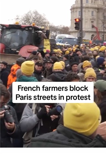 French farmers blockaded roads into Paris and landmarks like the Arc de Triomphe with tractors in protest against the sweeping EU-Mercosur trade deal the European Union is due to sign with South American nations. #france #farmer #europeanunion #protest #tractor
