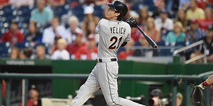 Yelich takes unusual path to productivity