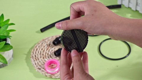 Chlorinator Parts Compatible with Auto Feeder/Chlorinator 320 and 322 R172272 1/2-inch NPT 90-Degree Tube Connector, R172091 5/8" OD Tube and Support R172255 Screen Replacement R172009 O-Ring