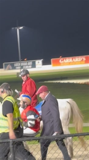 18K views · 164 reactions | Trainer-driver David Miles swapped the reins for the mic tonight to help co-host the TrotsVision coverage. The multi-talented reinsman also finished a fantastic second earlier in the evening with Rockinwithattitude.  Behind the scenes action! ⬇️ | Harness Racing Victoria | Facebook