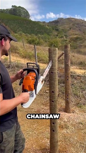 He turned his old gate into something GENIUS 😳