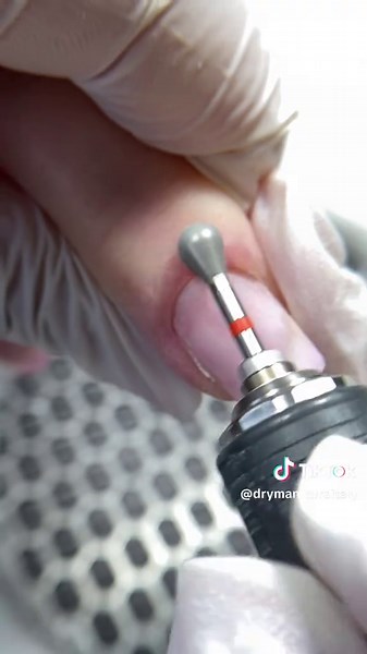 Dry Manicure su TikTok