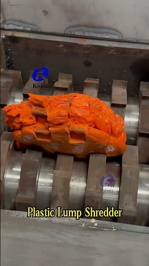 Double Shaft Shredder in Action – Efficient Plastic Block Shredding