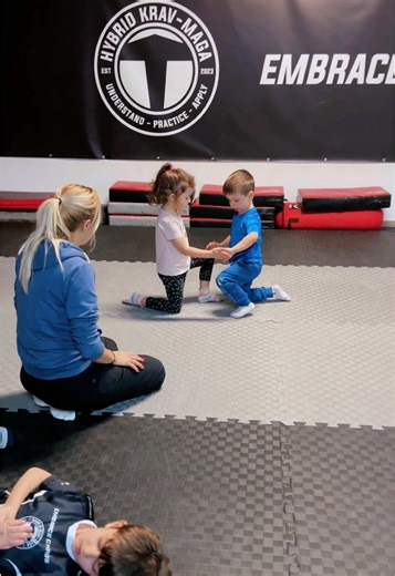 #fy #hybridkravmaga #wolfpacksatumare #autoaparare #satumare @hybridkravmagaofficial @iForest @bbdavidg