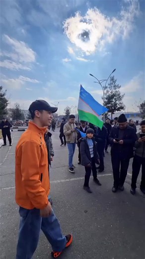 Javlonbek_2007 on Instagram: "@nedikk_ @nedik_jan zor inson ekan #reels #uzbekistan🇺🇿 #uzbekistan #repost #java_page_100"