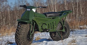 The best foldable fat-wheel 2WD Russian motorcycle you’ll see all day