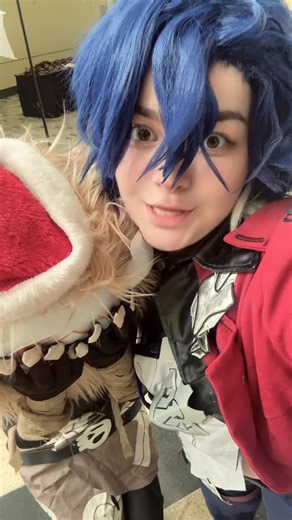 anne on Instagram: "i haven’t posted in a while so here’s some sampo and… hillichurl…? content… 🎭 sampo: @minteasclosetcos holly jolly hillichurl: @silverlining.cos 🎭 #sampokoski #honkaistarrail #genshinimpact #cosplay #explore"