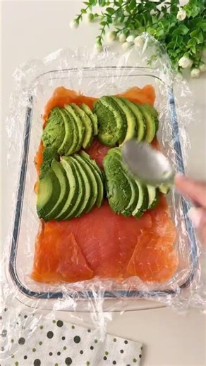 November 28, 2025: Elena's Recipes: "Sushi Cake 🍣"