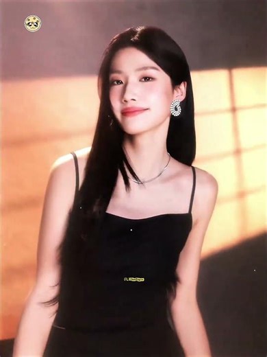 到点了！该换 #胡羞 @卢昱晓 出来营业啦🔥 It’s time! Switching to #Huxiu — @LuYuxiao is officially back in action #卢昱晓