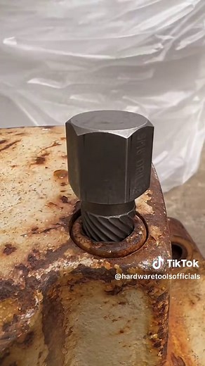 Broken Screw Extractor Guide for DIY Enthusiasts