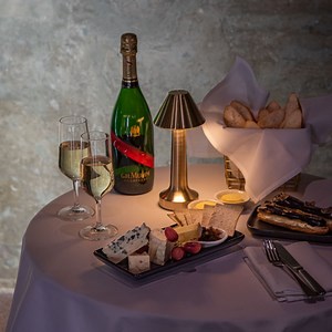 18 reactions · 7 comments | Dress to impress, and take your seat in an opulent hotel lobby, for an evening of fine French cuisine and cabaret. | Sydney Opera House | Facebook