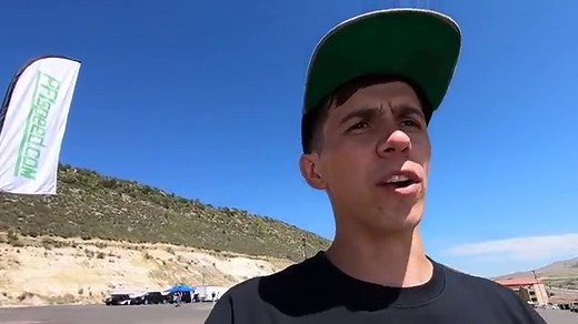 Watch This Minivan Embarrass Supercars While Drag Racing