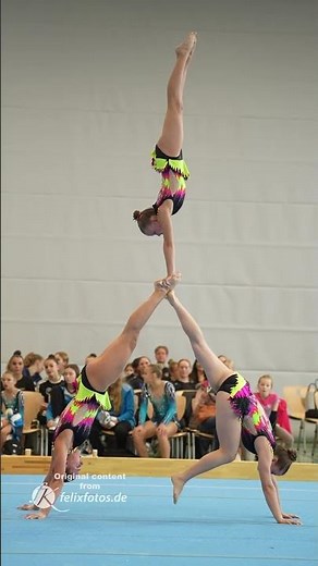 AMAZING Balance Trio women's Group acrobatic gymnastics