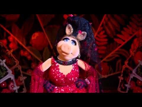 Muppets Most Wanted OST - 11. Macarena (Bayside Boys Remix) (W/ Lyrics)