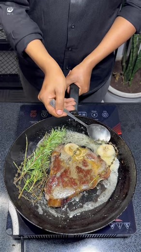 66K views · 3.1K reactions | T-Bone Stake ስቴክ የቲ-ቦን ስቴኩን ለማዘጋጀት...