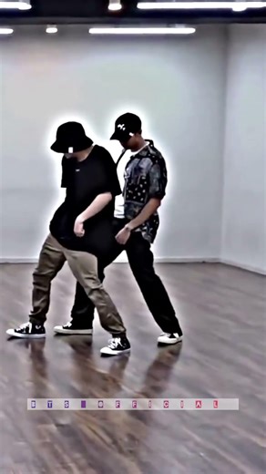 BTS Dancing VIRAL VIDEO🔥🕺#bts #army #ytshorts #shorts #fyp #fypシ​ #viral