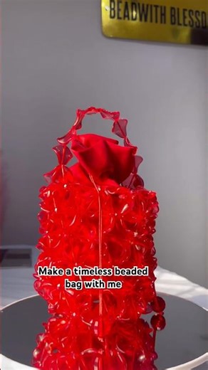 Beaded luxury #beadedbag #handmadewithlove #beadedhandbag #beadedpurse #shorts #baglover