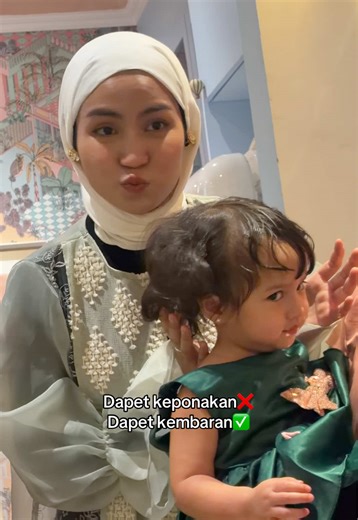 Karaoke Bareng Bersama Launa dan Xaviera