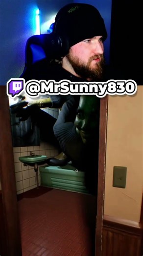 GET OUT OF MY BATHTUB! #fyp #twitchstreamer #twitch #horror #scary #horrorgame #gaming #scream