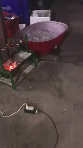 597K views · 4.9K reactions | อะไรที่ทำให้ไก่หมุนได้ในเตาย่างนี้? #ช่างแบงค์diy | Luma Dream Machine | Facebook