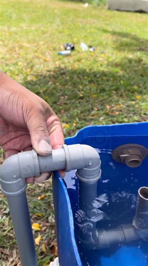 Draining a Water Tank Has Never Been This Easy A fast, clean, effortless method. #USA #WaterTankHack #EasyDrain | Experts DIY