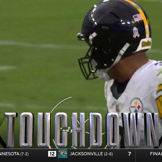 Mike Williams with a 32-yard touchdown catch from Russell Wilson vs. Washington Commanders