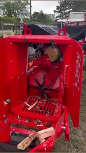 1.9M views · 18K reactions | You can’t beat the satisfaction of watching that first log go through the splitting wedge. Come see us at the Great Lakes Logging expo! #firewood #forestry #logging #firewoodprocessor #chainsaw #logsplitter | Metsa Machines | Facebook