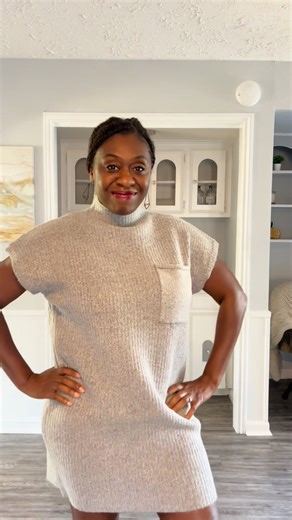 This dress is stylish and comfortable, with lots of stretch. I’m wearing a medium. It also comes in Brown and Kelly Green. Fall Collection recently dropped and it’s 🔥Head over to the website (www.bigwigscollection.com) or on Facebook (BigwigsbyAshley) Run don’t walk! #sweaterdress #fallfashion #boutiqueclothing #falloutfit #bigwigsbyashley #sweaterseason | The Loricks