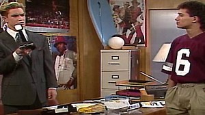 Watch Saved by the Bell Season 5 Episode 2 - Student/Teacher Week