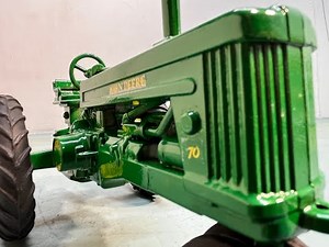 JOHN DEERE 70 Circa 1950's ERTL Poppin Johnny Toy Farm Tractor Restoration
