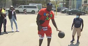 Mistah FAB gives away 500 backpacks to Oakland students