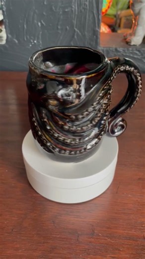 Check out the latest glaze attempt for the Ocotpus mug #ceramic #pottery #art #artist #glaze