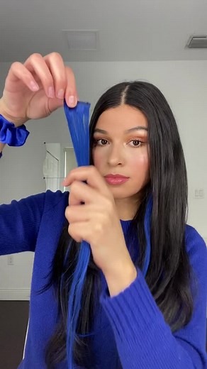 Trying on Blue Hair Extensions for the First Time