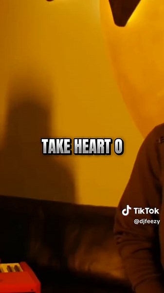 Davido's Live Performance of 'Fall' - A Musical Experience