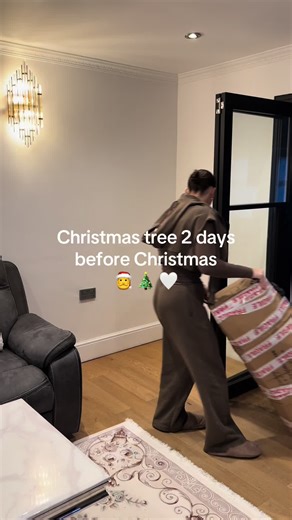 Didn’t know putting Christmas tree up would result into an emergency trip 🧑‍⚕️ 🚑 #fyp #cleantok #christmas #clean #cleaningtiktok