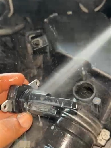 How to Clean Your Mass Air Flow Sensor Effectively