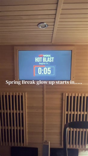 Spring Break is approaching....🌴🍹👙 Book you HIIT session NOW to get ready 🔥 #springbreak #uofarizona #hotworx🔥 #hotcycle #hotpilates