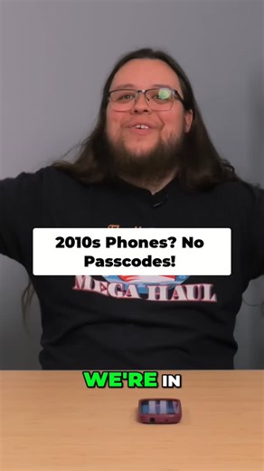 Smokin' Silicon on Instagram: "2010-2014… the era of NO phone passcodes 😂😬 #OldPhone #CatPics #RubberDucks #2018 #FunnyReels #Throwback"